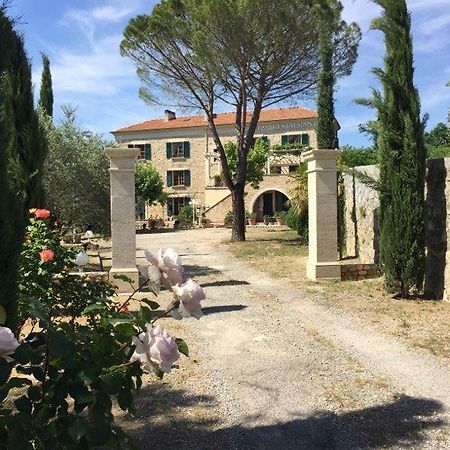 Hotel Du Moulin Allemagne-en-Provence Exterior photo